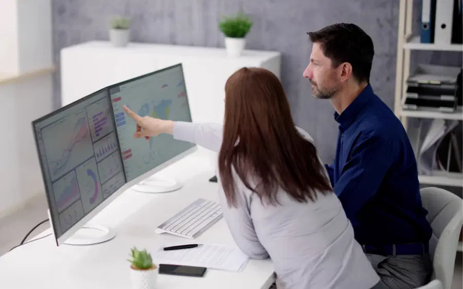 How Data Pipelines Help Marketing Teams Work Better